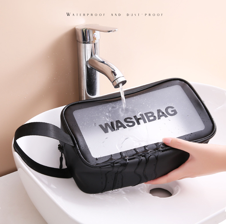 Cosmetic & Toiletry Bags